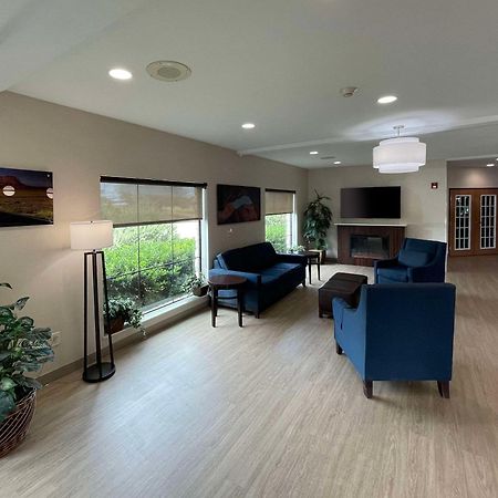 Comfort Suites Near Seaworld San Antonio Exterior photo