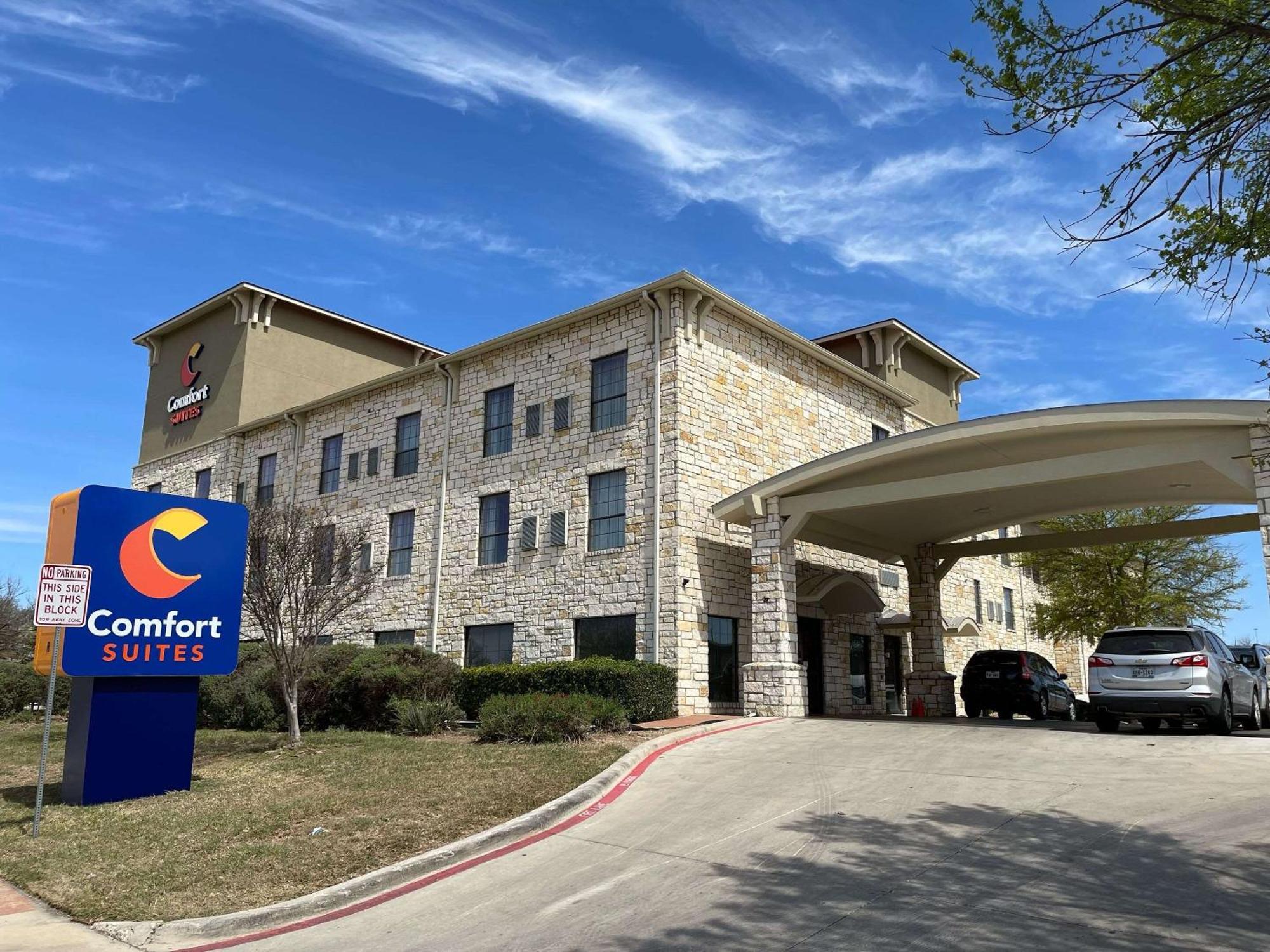 Comfort Suites Near Seaworld San Antonio Exterior photo